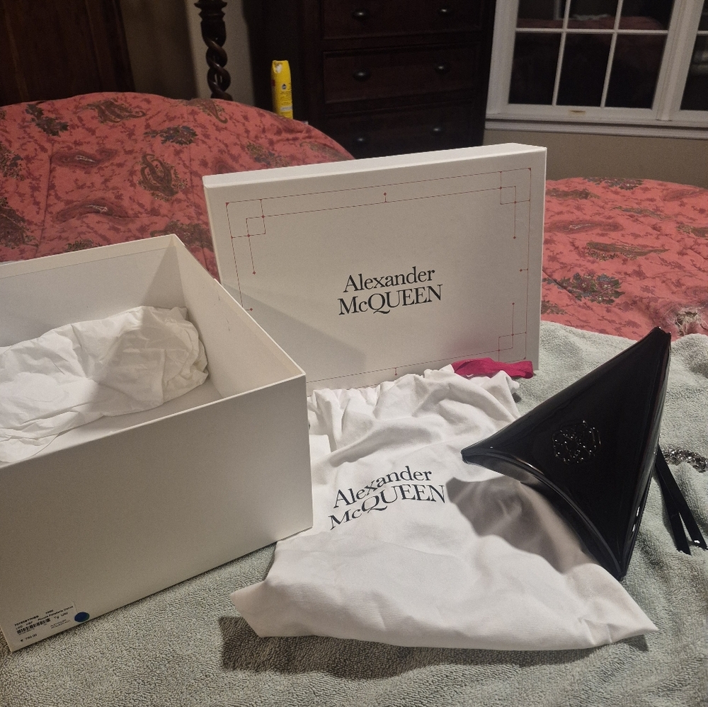 Alexander McQueen Black Pyramid Patent Clutch